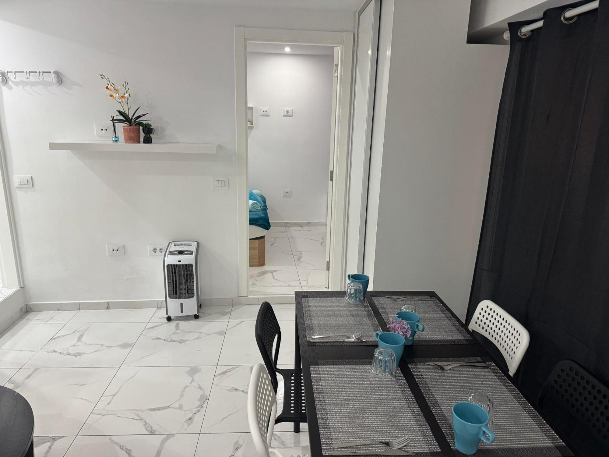 Heart Of Los Cristianos Modern Apartment Close To The Sea In Tenerife 외부 사진