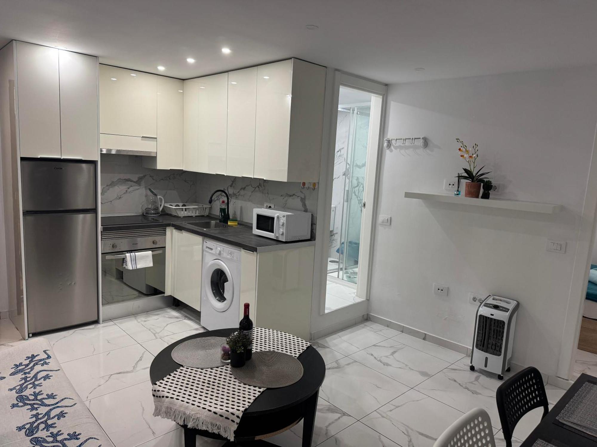 Heart Of Los Cristianos Modern Apartment Close To The Sea In Tenerife 외부 사진